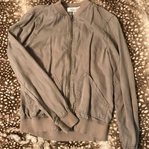 LAST CHANCE! Kenneth Cole Bomber Jacket
